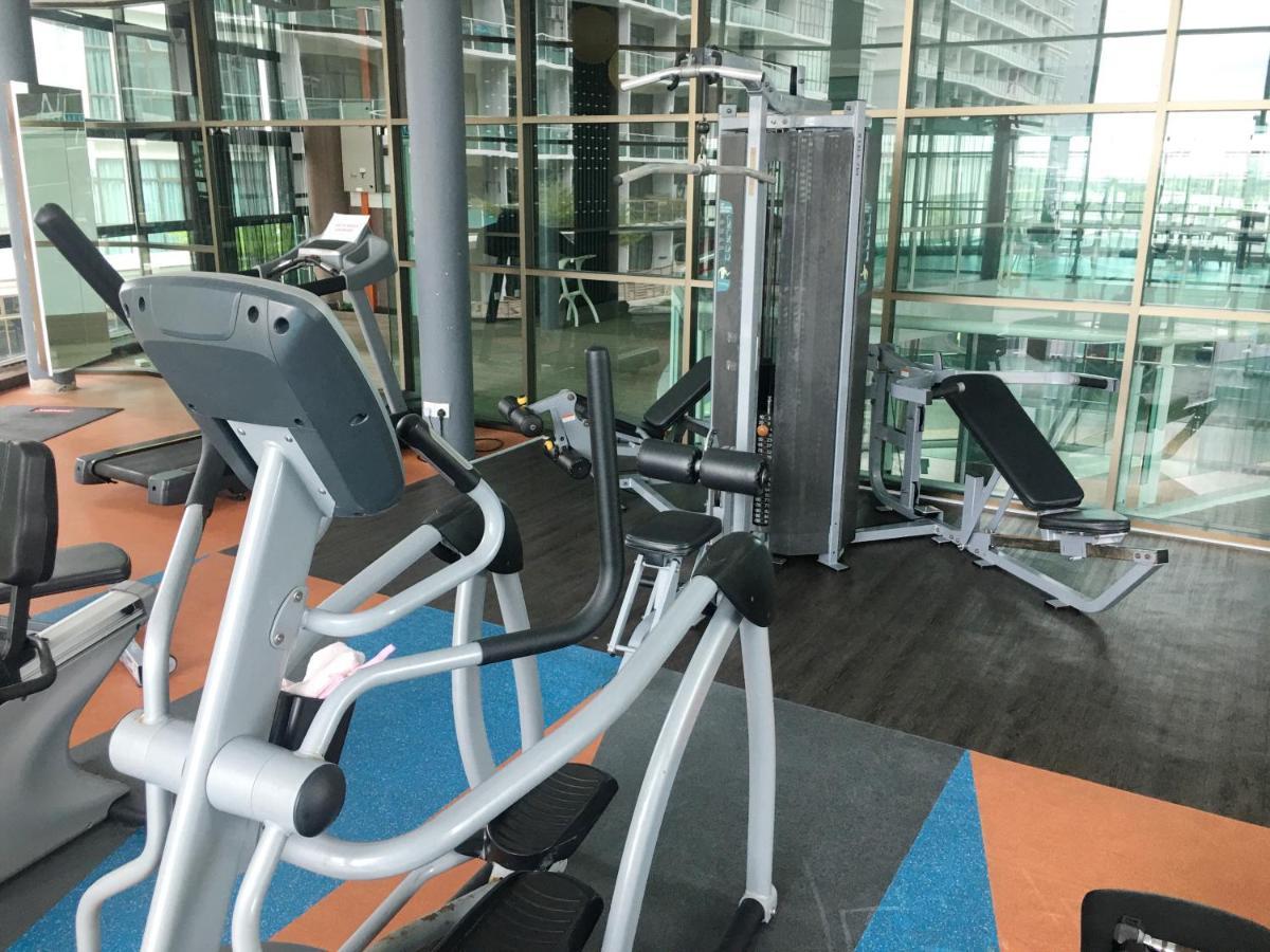 Palazio Serviced Apartment In Mount Austin Near Aeon Ikea Toppen Hsi Johor Bahru Dış mekan fotoğraf
