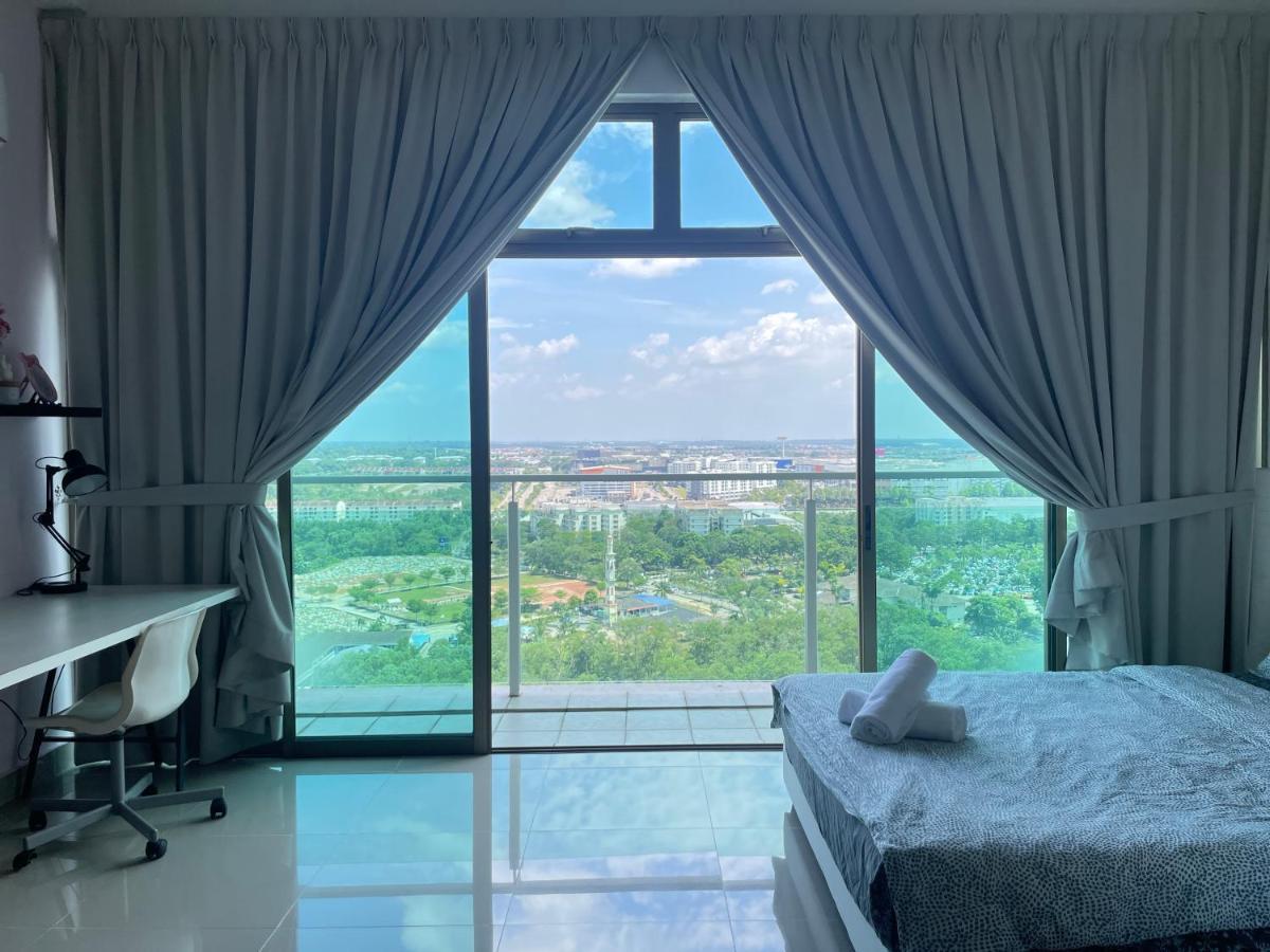 Palazio Serviced Apartment In Mount Austin Near Aeon Ikea Toppen Hsi Johor Bahru Dış mekan fotoğraf