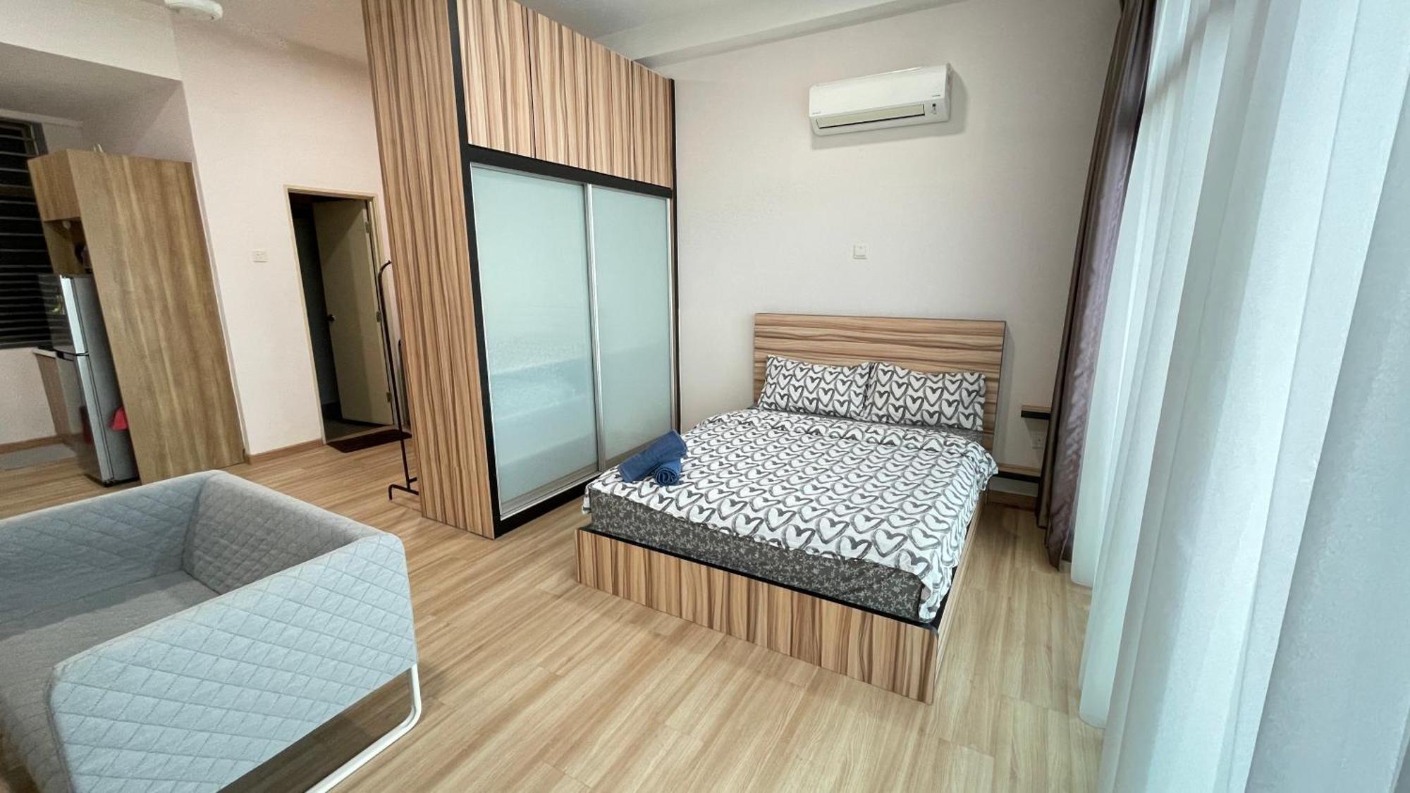 Palazio Serviced Apartment In Mount Austin Near Aeon Ikea Toppen Hsi Johor Bahru Dış mekan fotoğraf