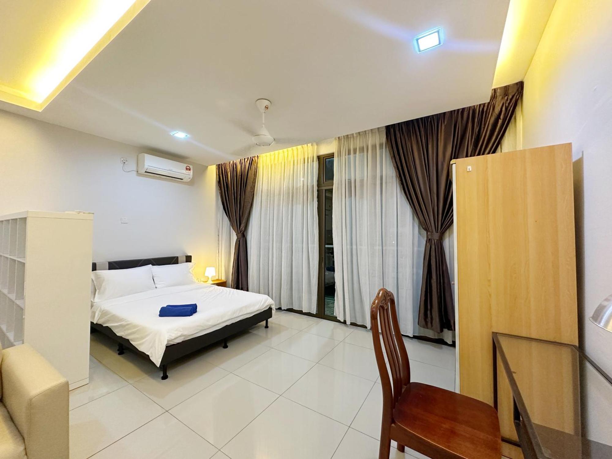 Palazio Serviced Apartment In Mount Austin Near Aeon Ikea Toppen Hsi Johor Bahru Dış mekan fotoğraf